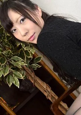 King Summit Enterprises H0930-KI240623 Rinako Fujimoto 28 years old Rinako Fujimoto 28 years old